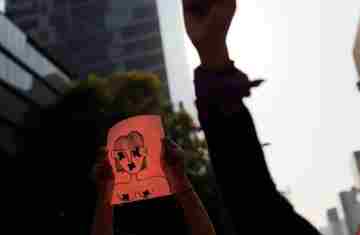Denúncias de violência digital contra mulheres crescem 188% em um ano